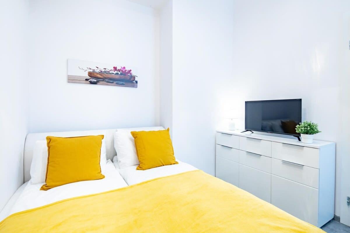 Apartment Ultra - Large With Balcony *